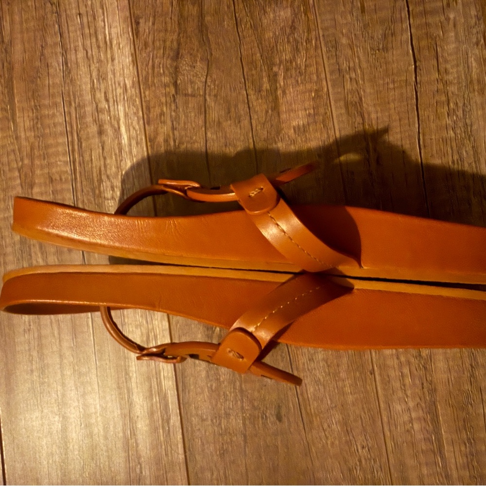Tory Burch Tan Sandals - Picture 4 of 6